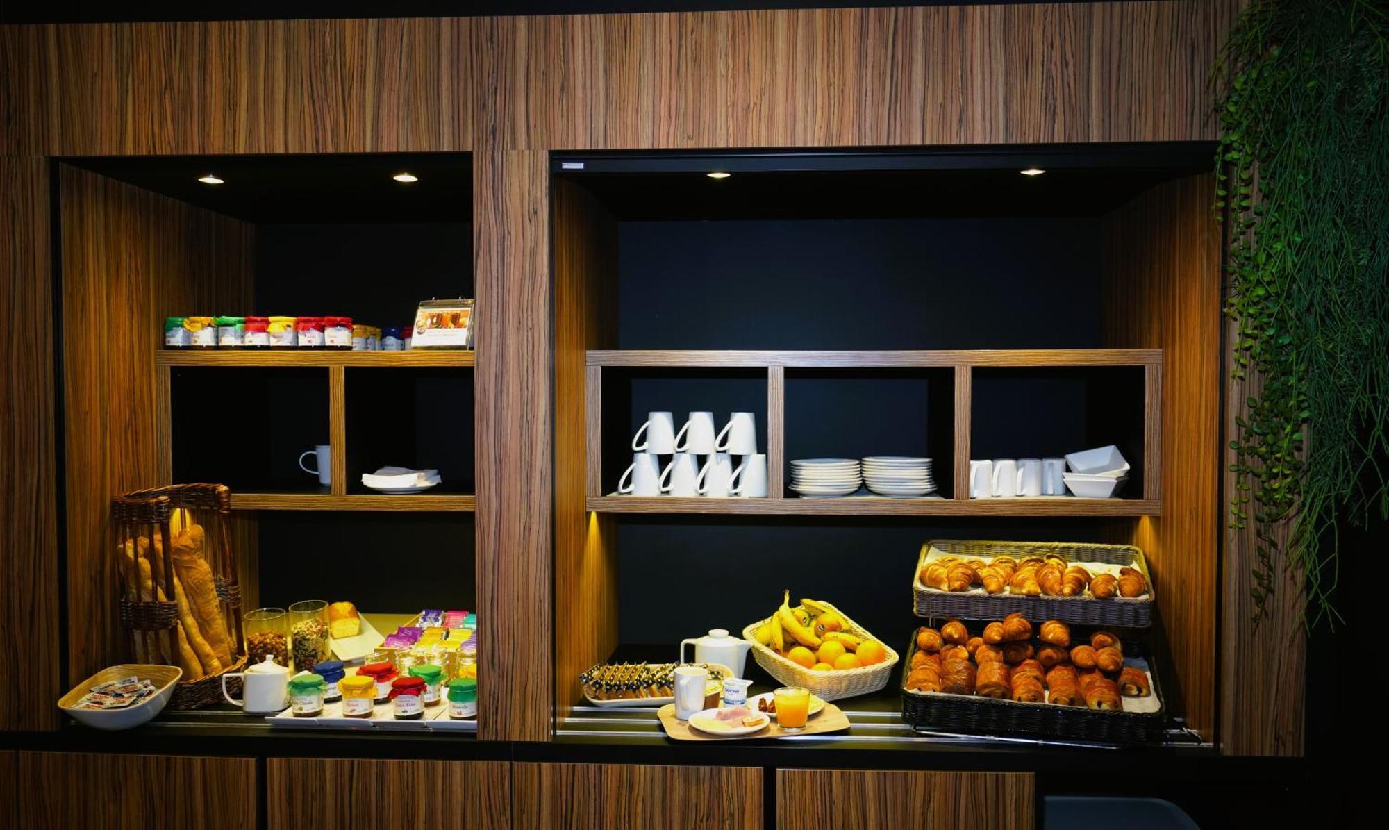 Kyriad Clermont Ferrand Nord - Hotel 3*